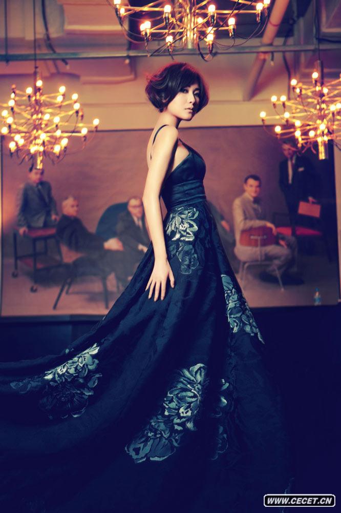 徐靜蕾展現冷艷之美