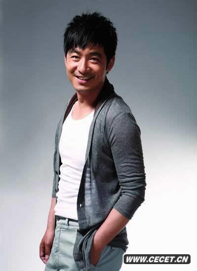 郭曉冬《時(shí)尚北京》封面大片