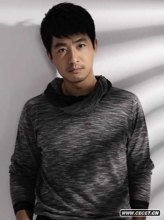 郭曉冬《時(shí)尚北京》封面大片