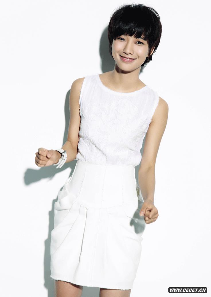 王珞丹新封面寫(xiě)真