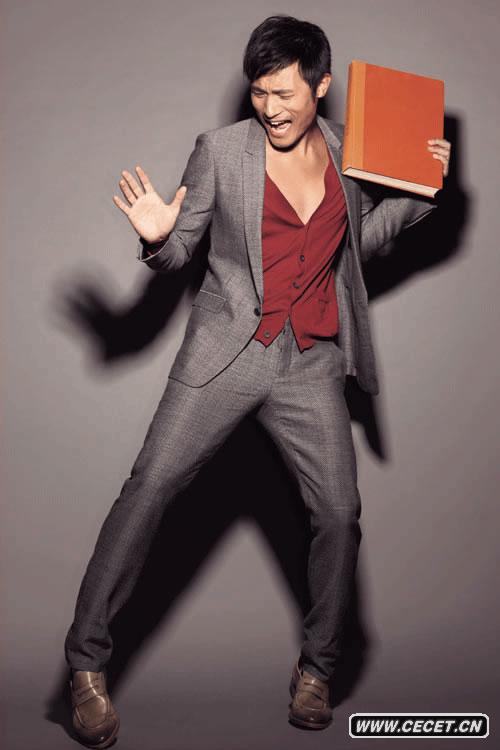 耿樂(lè )寫(xiě)真展型男魅惑