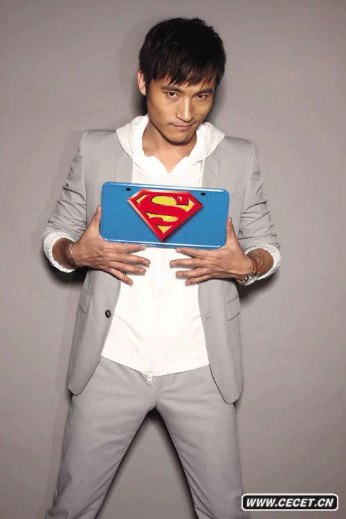 耿樂(lè )寫(xiě)真展型男魅惑