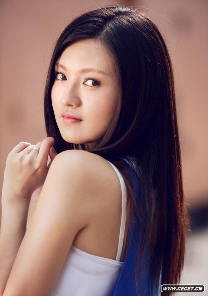 傅晶夏日全新寫(xiě)真曝光