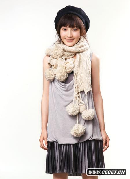 姚笛清新甜美寫(xiě)真