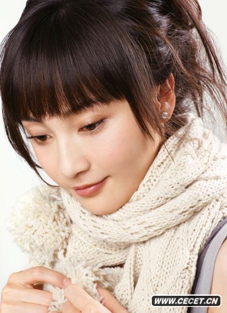 姚笛清新甜美寫(xiě)真