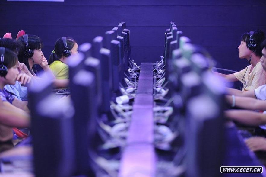 ʿay@ǏS(chng)^һ(g)eĻԵ@MϾW(wng)(g)^򱻺Եķָͨ^Pӛ^߀H̤̤ׅ^ DƬĔz20099