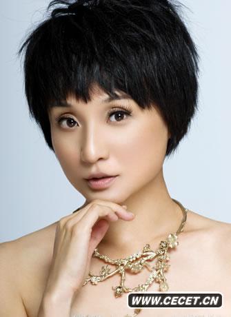 孔琳最新美容大片