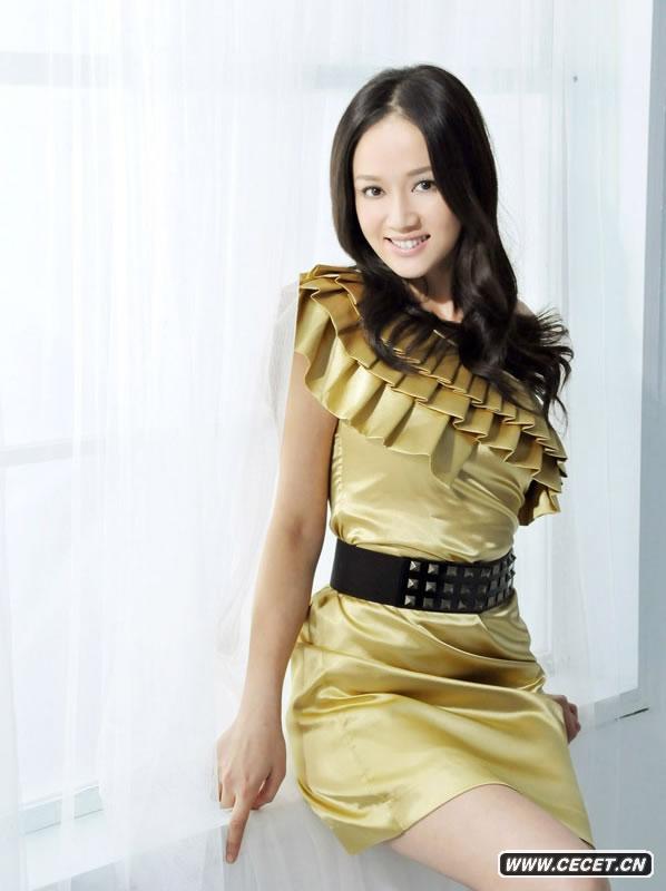 陳喬恩寫(xiě)真綻放魅人風(fēng)采