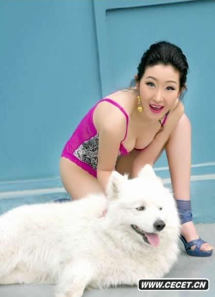 李依馨連體內衣秀曲線(xiàn)