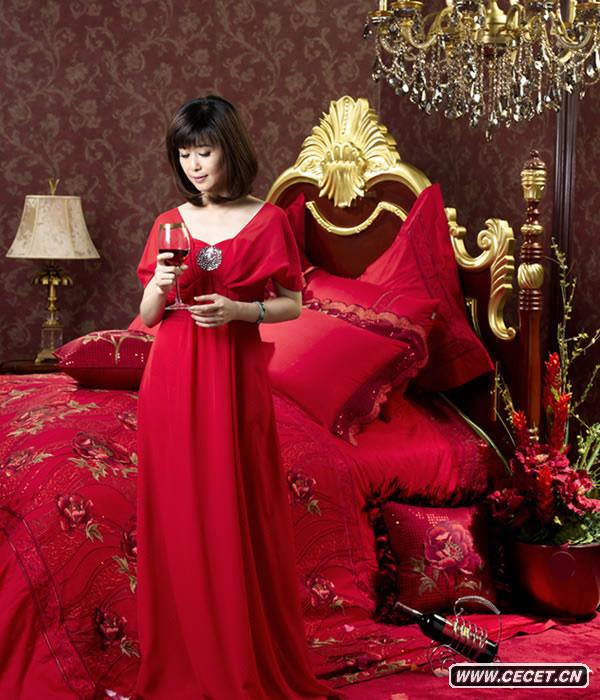 孟庭葦廣告照艷麗動(dòng)人