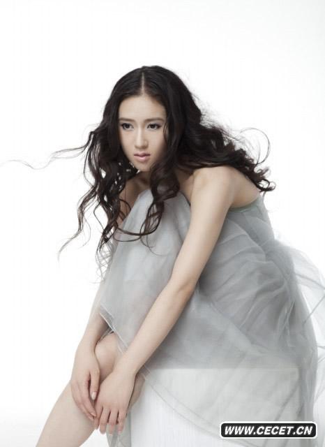 趙柯清純寫(xiě)真令人窒息