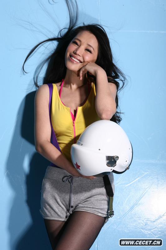 孔維動(dòng)感寫(xiě)真神采飛揚