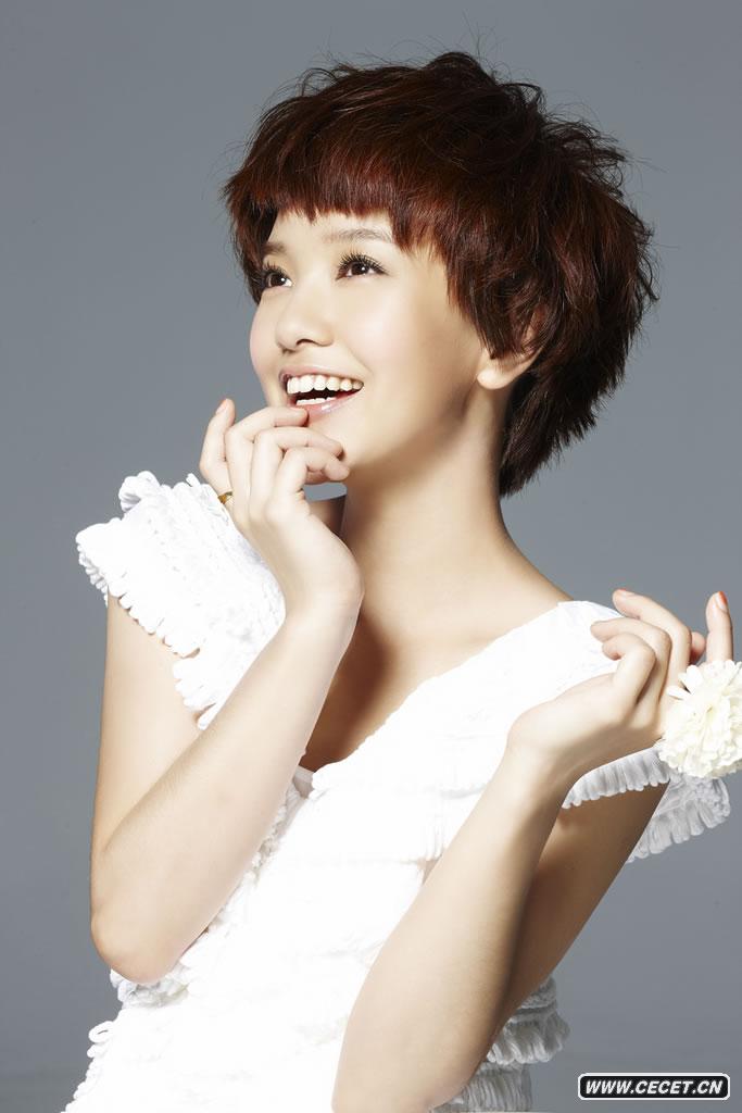 郭采潔寫(xiě)真大片曝光