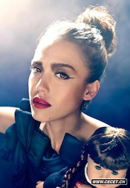 阿爾巴芭比娃娃寫(xiě)真