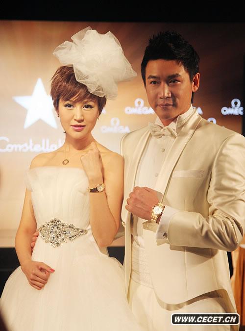 陸毅鮑蕾婚紗亮相