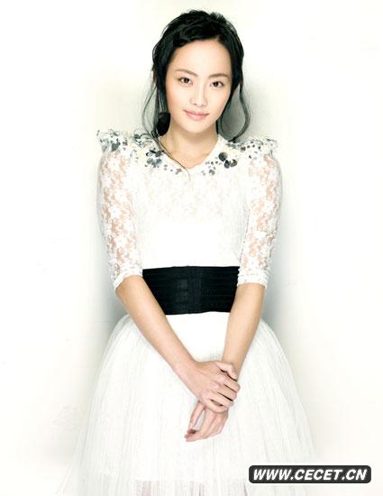 張嘉倪清新寫(xiě)真曝光