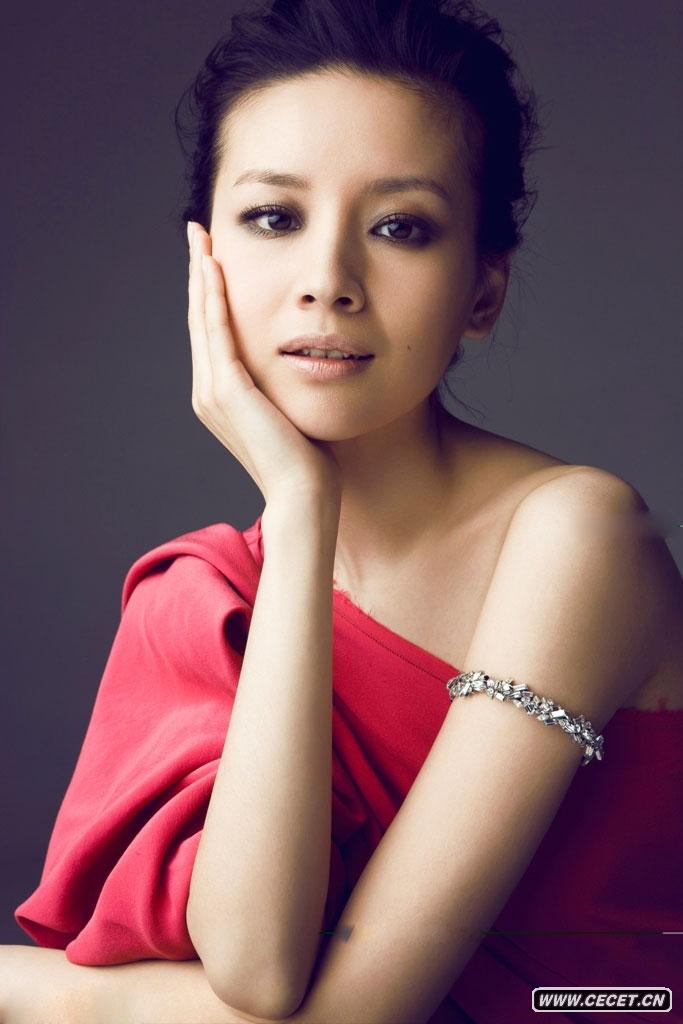 辣媽董潔最新寫(xiě)真