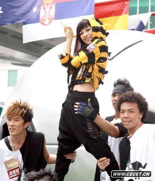 江若琳大跳勁舞