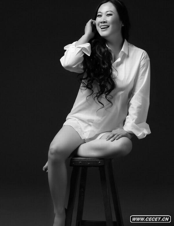 芙蓉姐姐俘虜《時(shí)尚先生》