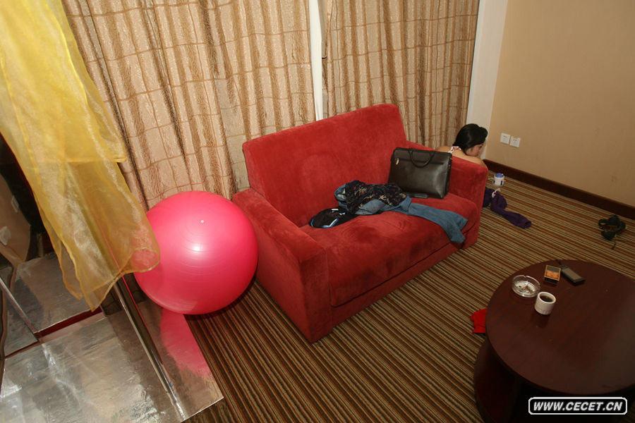 һŮsɳl(f){l(f)F@eăȲ(zh)_ķֹṩɫ(w)С㶼нyһ(zh)bɫ֞Îׂ(g)MnஔҎ