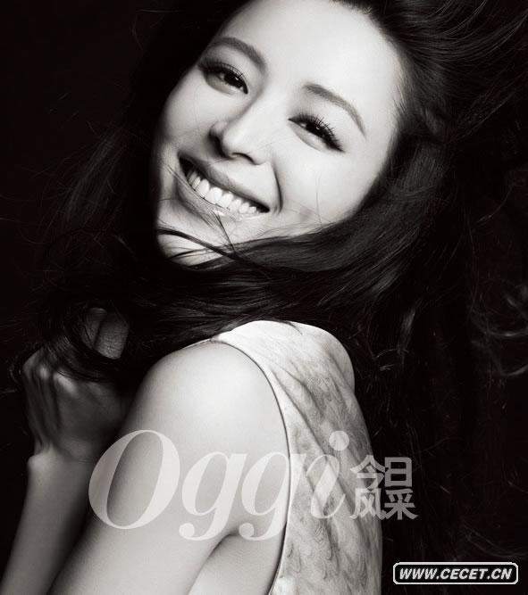 張靜初完美演繹鉆石風(fēng)采