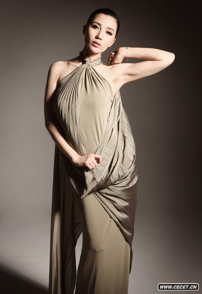 阿朵大片展現千面魅力