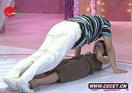 《相約星期六》現低俗畫(huà)面