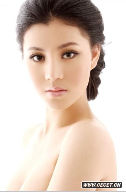 孟亦可新寫(xiě)真性感優(yōu)雅