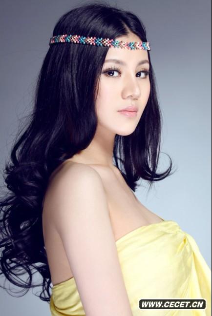 孟亦可新寫(xiě)真性感優(yōu)雅