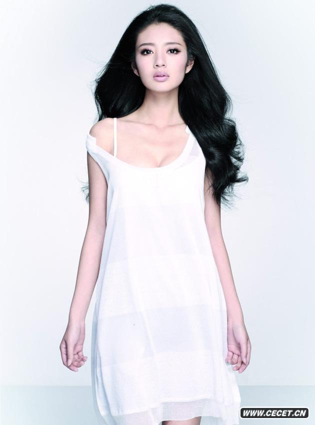 安以軒清涼裝扮秀性感