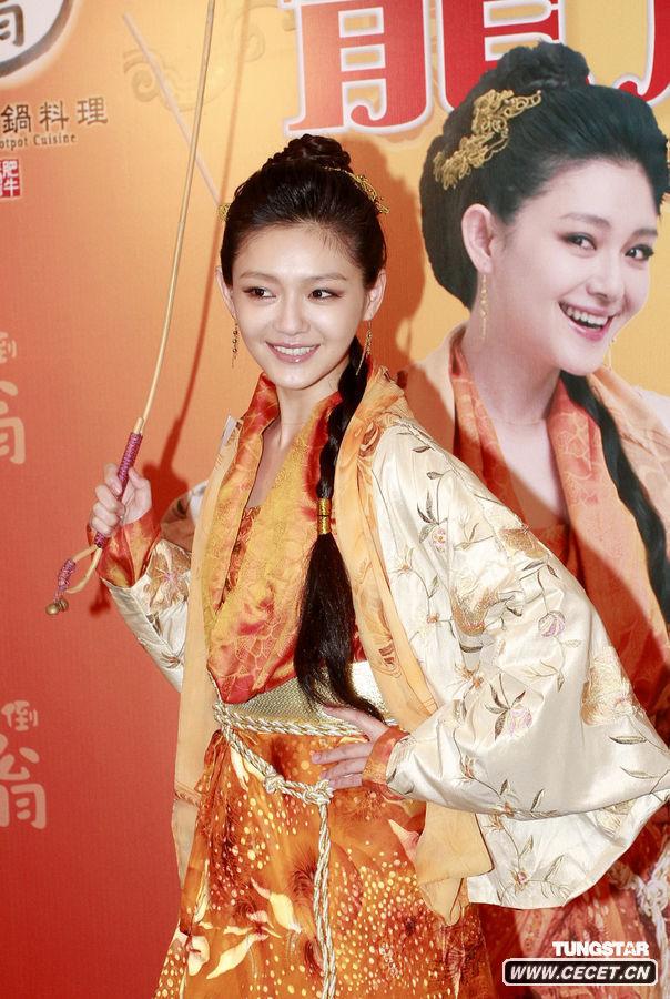 大S變身李鳳姐宣傳