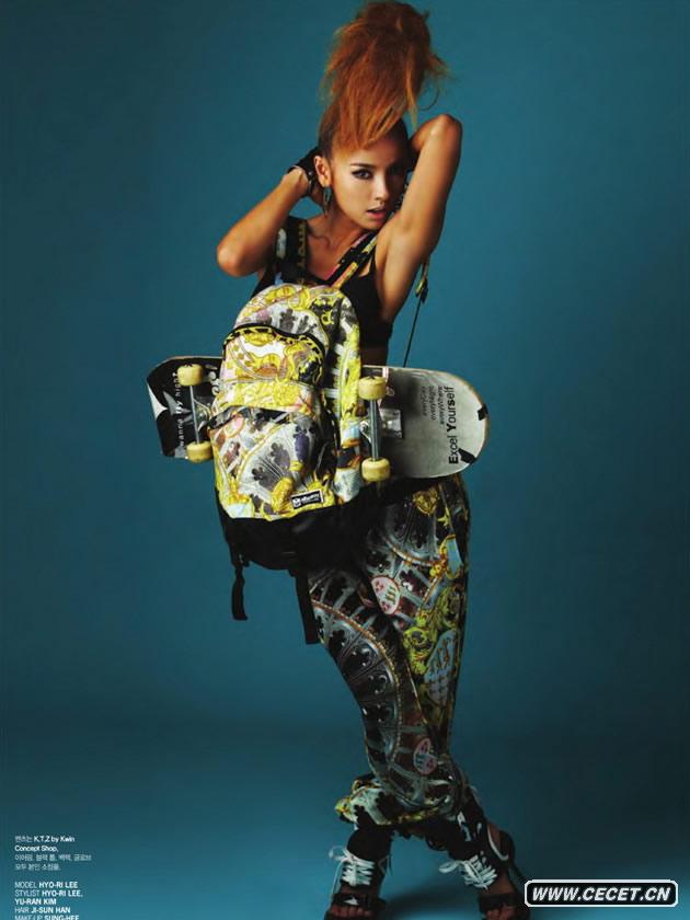 李孝利煙熏妝個(gè)性夸張