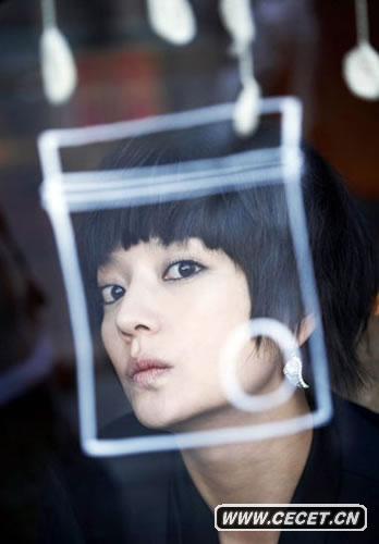 趙薇寫(xiě)真韓范兒盡嫵媚