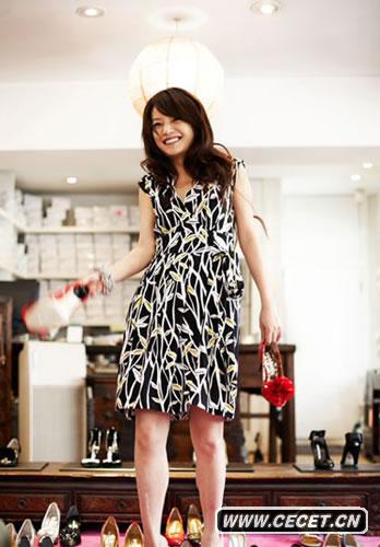 趙薇寫(xiě)真韓范兒盡嫵媚