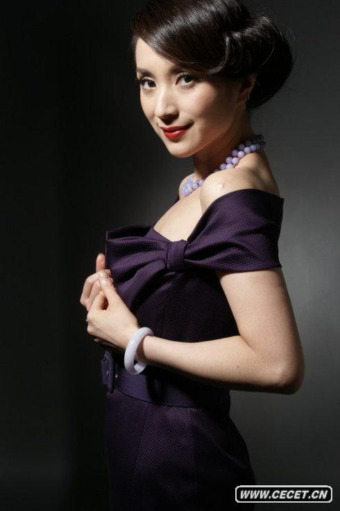 湯燦復古珠寶寫(xiě)真