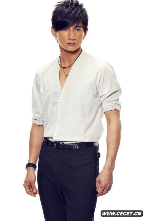 吳奇隆時(shí)尚帥氣寫(xiě)真