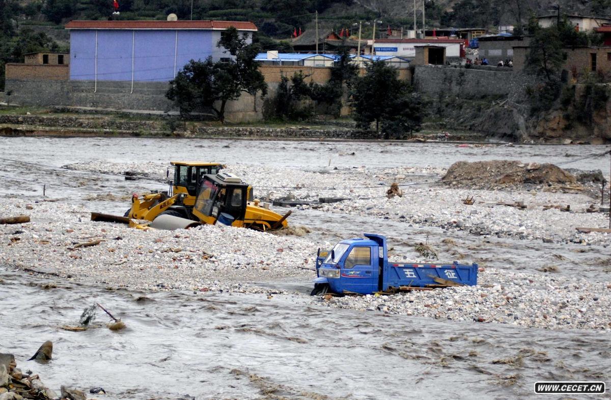 被淹的車(chē)輛