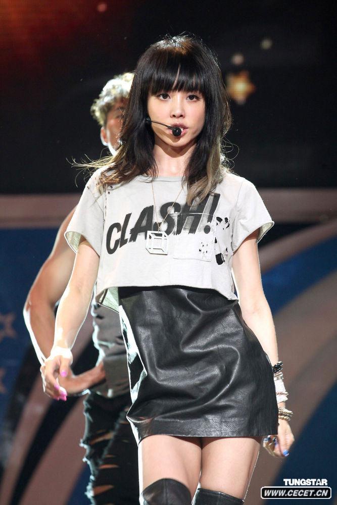 蔡依林與猛男熱舞