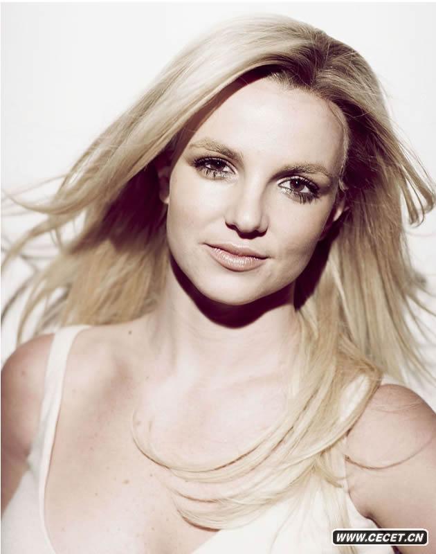 布蘭妮原版寫(xiě)真曝光