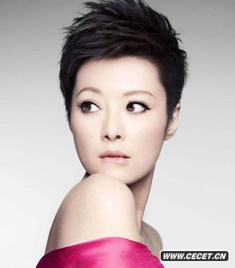 袁莉華美宮廷裝寫(xiě)真