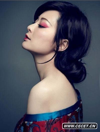 袁莉華美宮廷裝寫(xiě)真