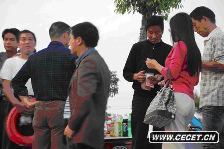 (jng)˽һzwһολƾДϵēʬ^ꐲõX(qin)ϴ_(ki)ʼʮ׷犺󌢵zwˮ桭