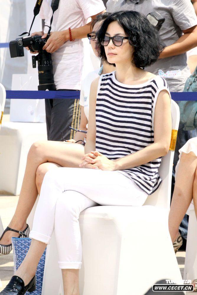 王菲出席嫣然慈善活動(dòng)