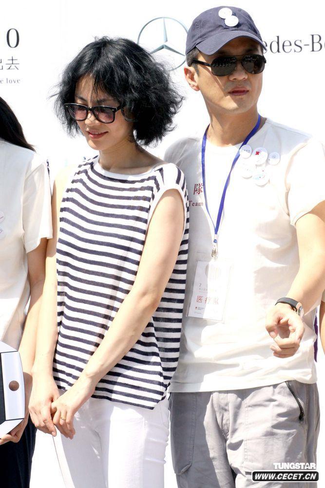 王菲出席嫣然慈善活動(dòng)