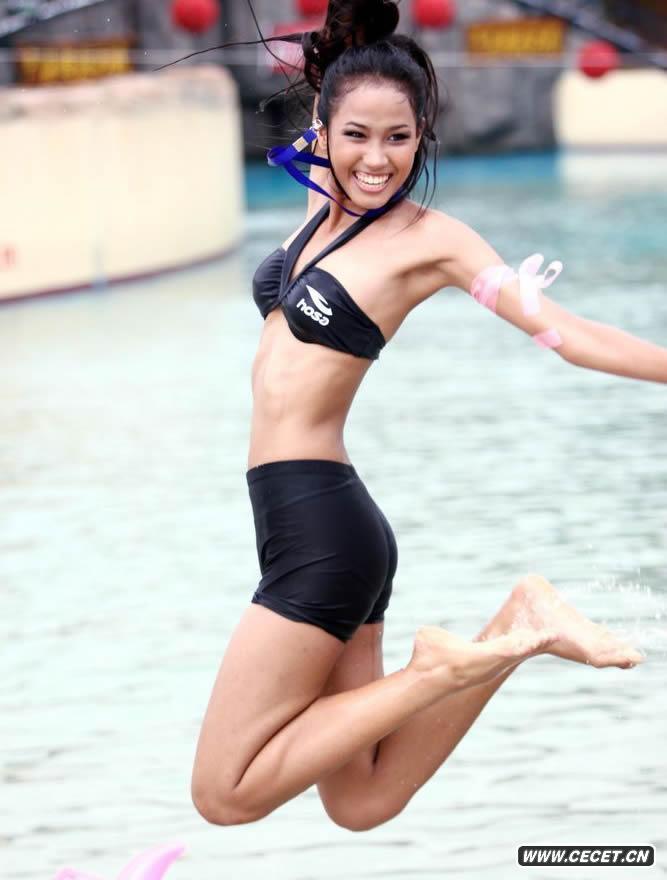 亞洲超級模特泳裝拍攝