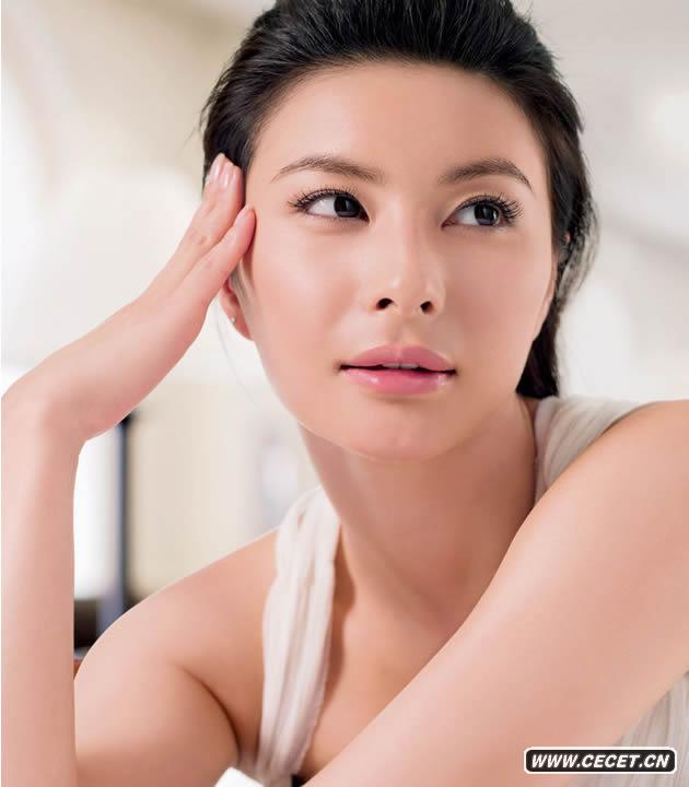 郭晶晶代言美艷動(dòng)人