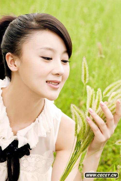 甘薇夏日綠色寫(xiě)真