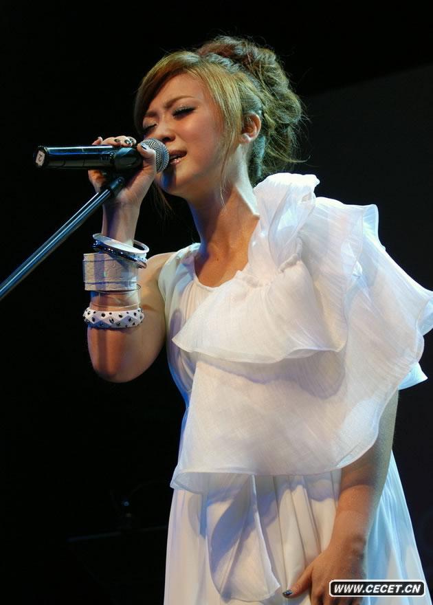 卓文萱北京個(gè)唱完美落幕