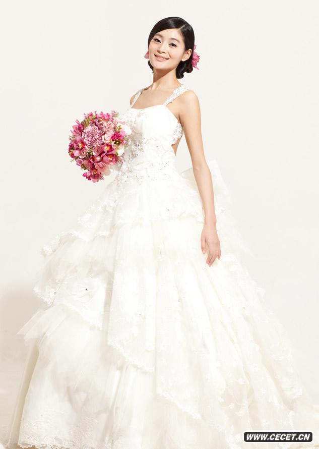 王媛可嬌俏驚艷登封面