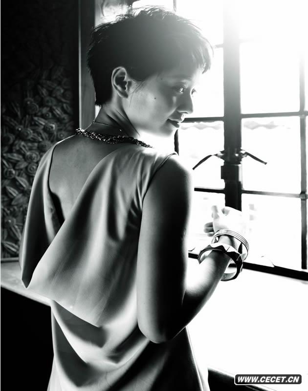 馬伊琍寫(xiě)真恬淡優(yōu)雅